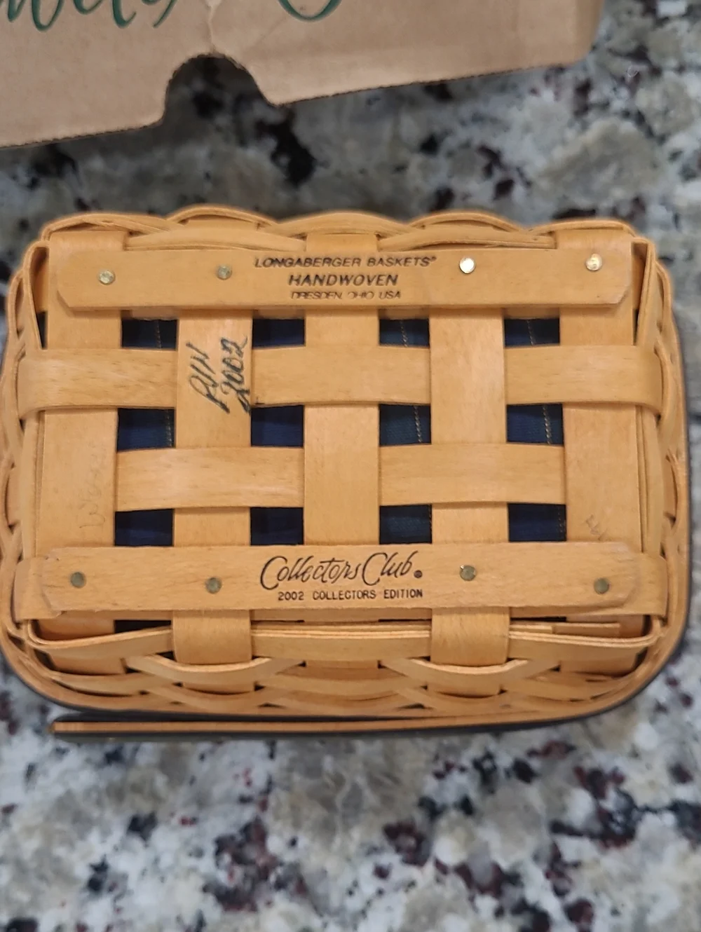 2002 Longaberger Collectors Club Renewal Basket Combo W/box!